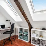 Central Apt. Close To City Centre