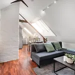 Central Apt. Close To City Centre