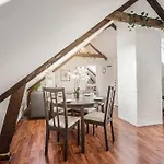 Central Apt. Close To City Centre